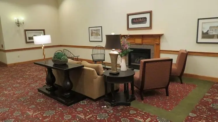 Best Western Plus Dutch Inn & Suites