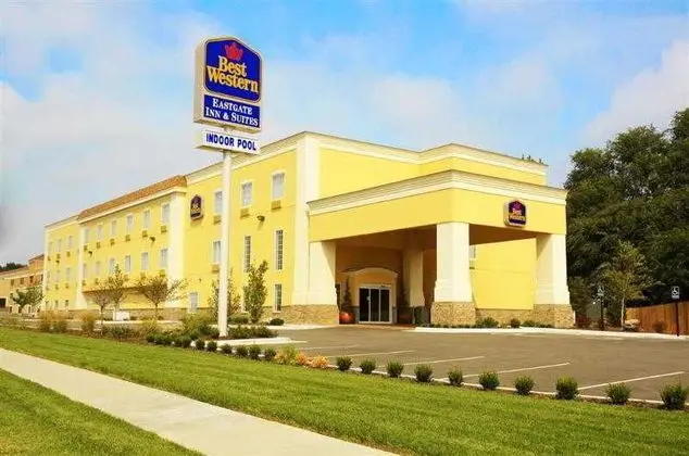 Best Western Plus Eastgate Inn & Suites