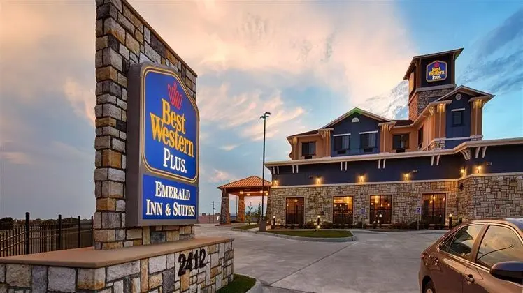 BEST WESTERN PLUS Emerald Inn & Suites