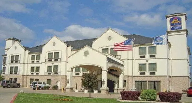 Best Western Plus Executive Inn