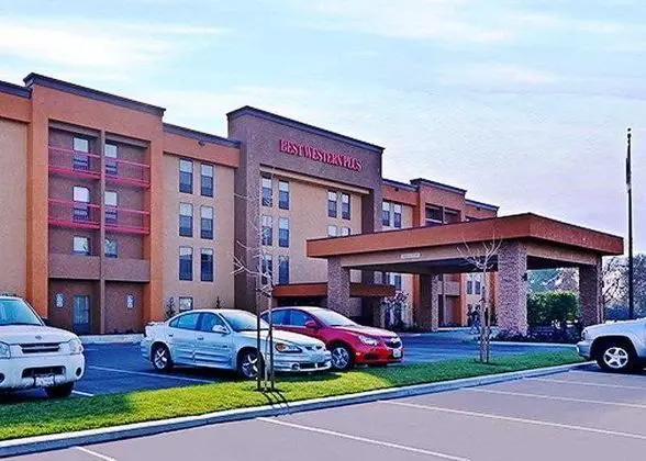 Best Western Plus Fresno Airport