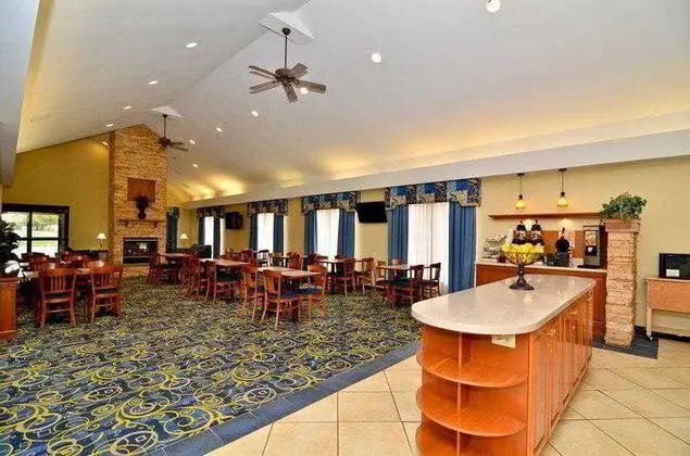 Best Western Plus Galleria Inn & Suites