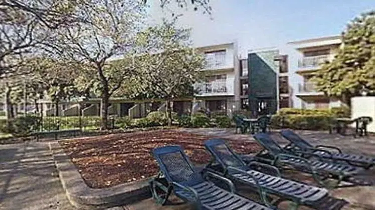 BEST WESTERN PLUS Garden Court Inn