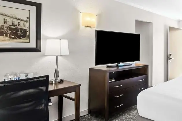 Best Western Plus Garden Inn - Oda