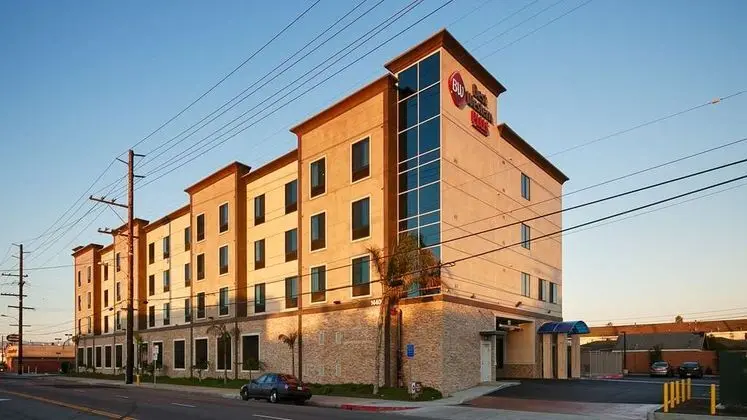 BEST WESTERN Plus Gardena Inn & Suites