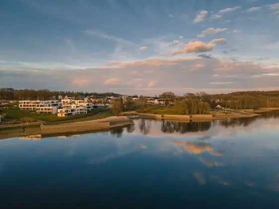 Best Western Plus Golden Lakes Hotel - Dış Mekan