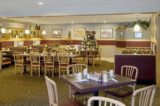 Best Western Plus Golden Spike Inn & Suites
