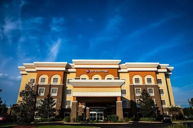 Best Western Plus Goodman Inn & Suites - Öne Çıkan Resim