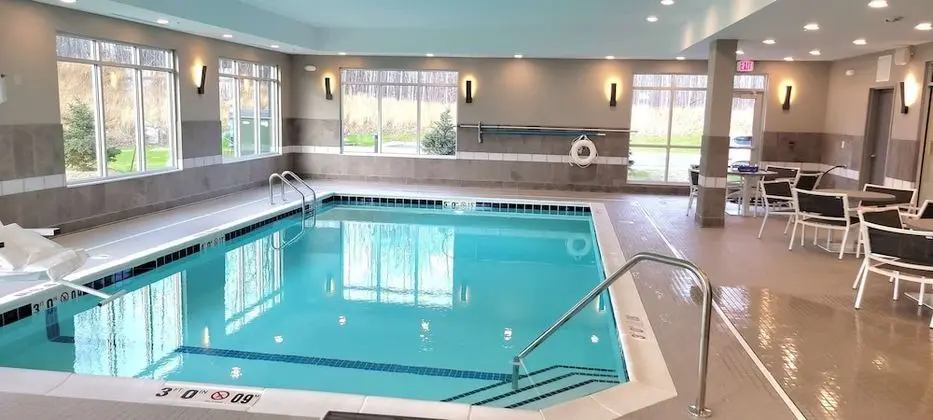 Best Western Plus Grand Rapids MN - Havuz