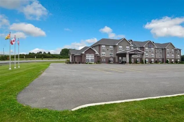Best Western Plus Grand-Sault Hotel & Suites