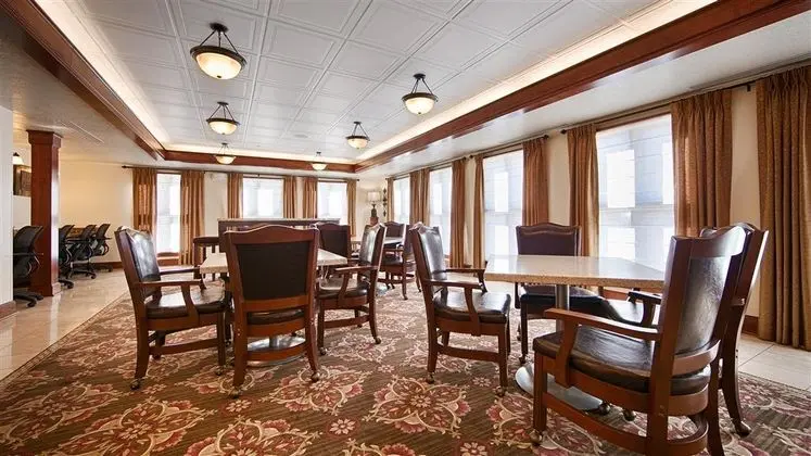 Best Western Plus Greenwell Inn - Yeme / İçme
