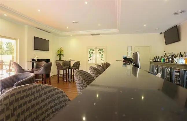 BEST WESTERN PLUS Hovell Tree Inn - Yeme / İçme