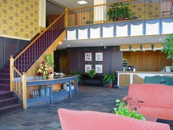 Best Western Plus Landmark Inn