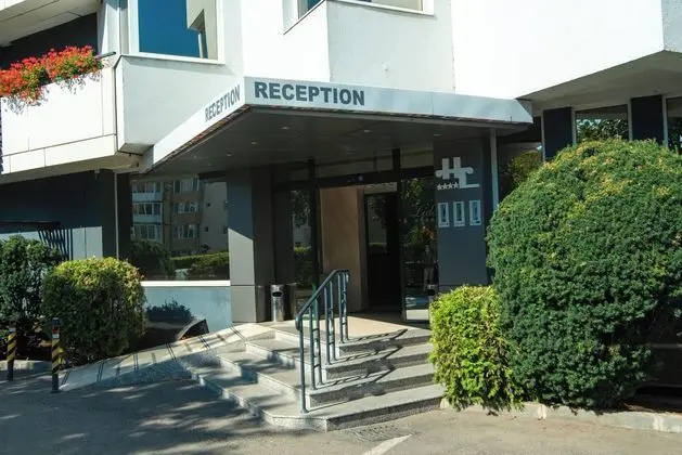 Best Western Plus Lido Hotel - Dış Mekan