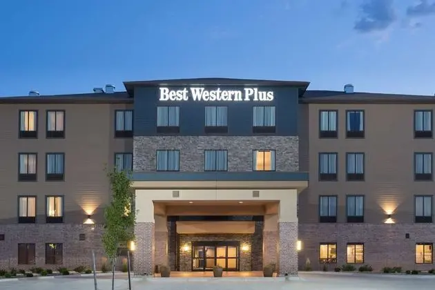 BEST WESTERN PLUS Lincoln Inn & Suites