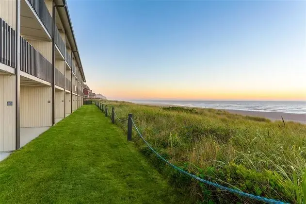 Best Western Plus Lincoln Sands Suites