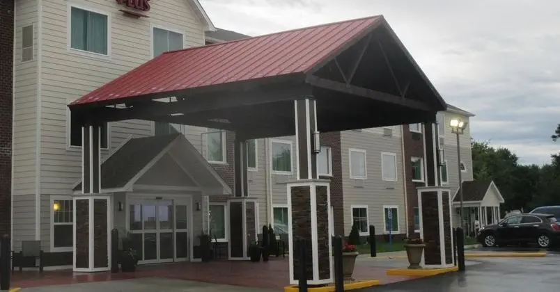 Best Western Plus Menomonie Inn & Suites