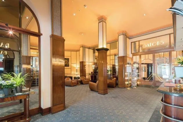 Best Western Plus Hotel Mirabeau - Lobi