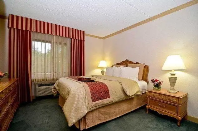 Best Western Plus Murray Hill Inn & Suites - Genel