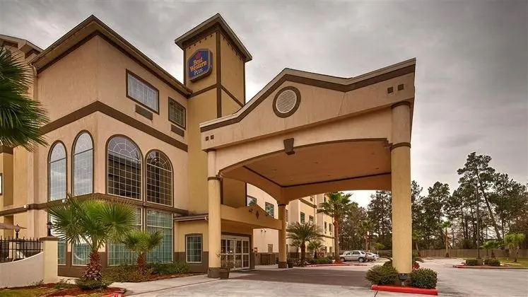 Best Western  Plus New Caney Inn & Suites