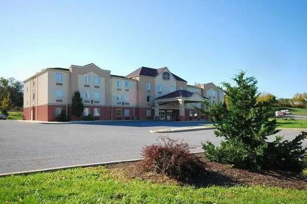 Best Western Plus New Cumberland Inn & Suites