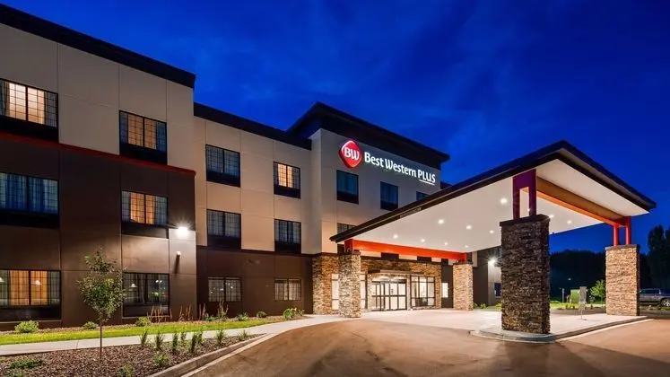 BEST WESTERN Plus New Richmond Inn & Suites