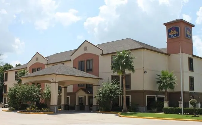 BEST WESTERN PLUS North Houston Inn & Suites