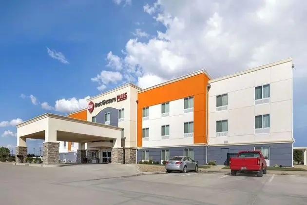 BEST WESTERN PLUS Pratt - Dış Mekan