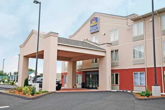 Best Western Plus Providence-Seekonk Inn