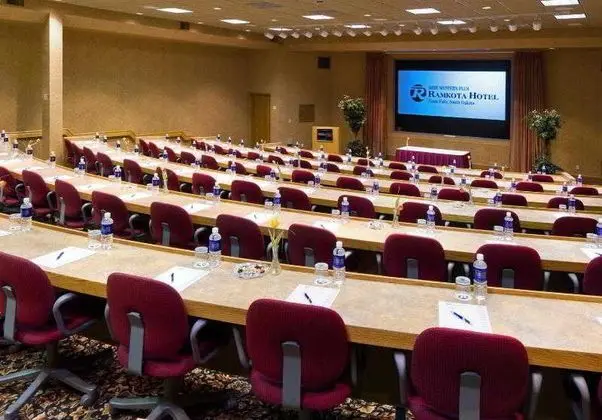 Best Western Plus Ramkota Hotel Conference Center