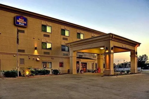 Best Western Plus Red River Inn - 1