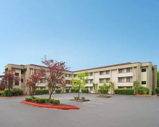 Best Western Plus Renton Inn