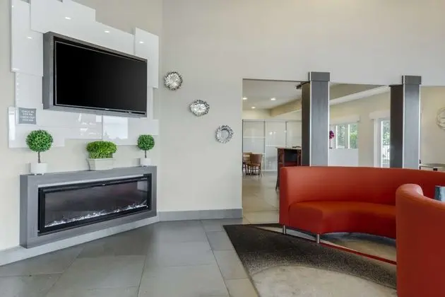 Best Western Plus Renton Inn - Lobi