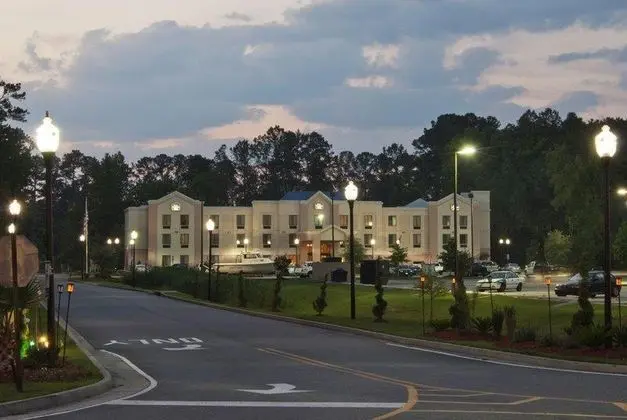 Best Western Plus Richmond Hill Inn
