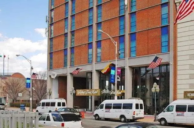 Best Western Plus Robert Treat Hotel
