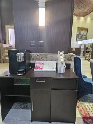 Best Western Plus Robert Treat Hotel - Lobi