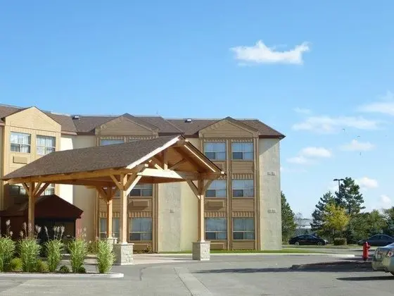 Best Western Plus Rose City Suites