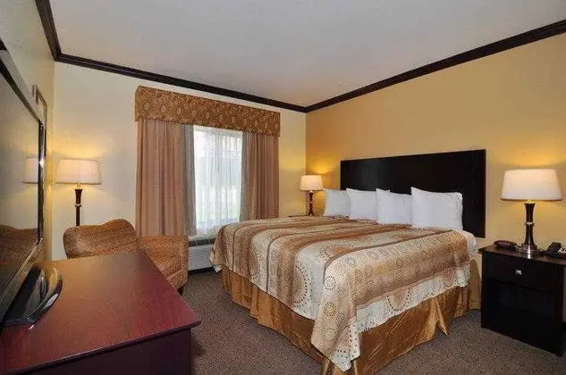 Best Western Plus Royal Mountain Inn & Suites