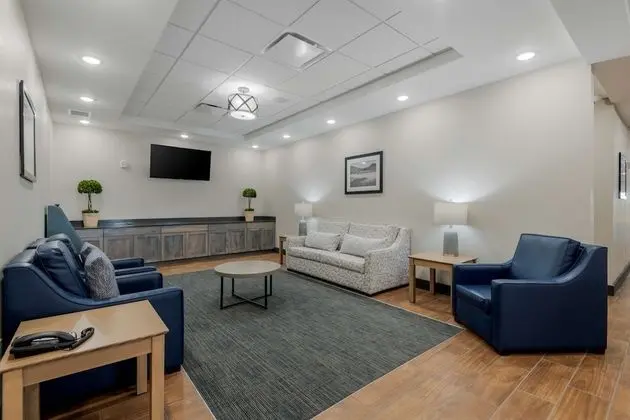 Best Western Plus Rumford Falls - Lobi