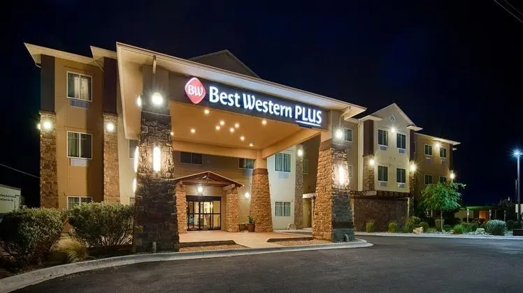 Best Western Plus Seminole Hotel & Suites