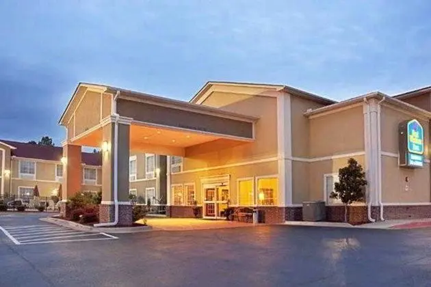 Best Western Plus Sherwood Inn & Suites - 1