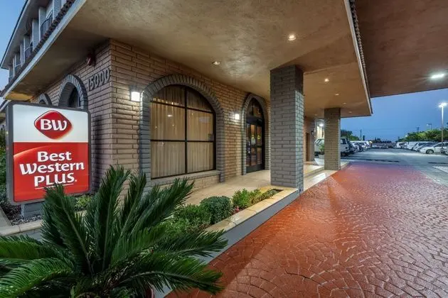 Best Western Plus South Bay Hotel - Dış Mekan