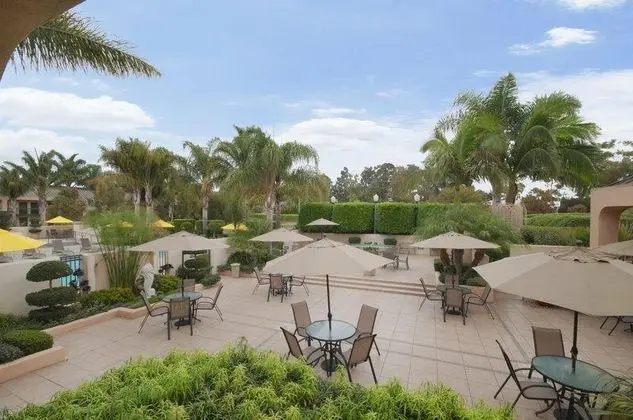 Best Western Plus South Coast Inn