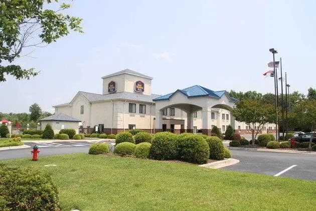 Best Western Plus Suites-Greenville - Genel