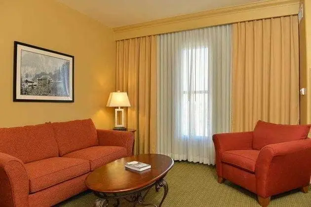 Best Western Plus Swiss Chalet Hotel & Suites - Genel
