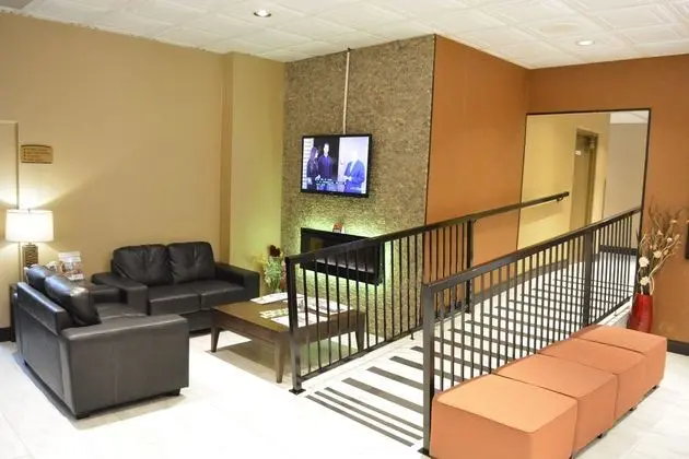 Best Western Plus Terrace Inn - Lobi