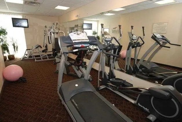 Best Western Plus Travel Hotel Toronto Airport