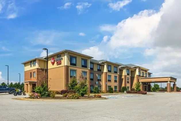 Best Western Plus Tuscumbia Muscle Shoals Hotel - Dış Mekan
