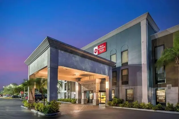 Best Western Plus Universal Inn - Öne Çıkan Resim