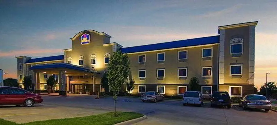 Best Western Plus University Inn & Suites